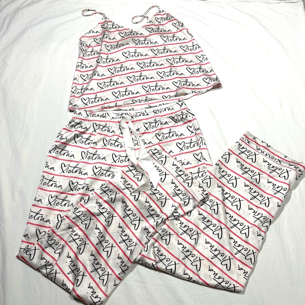 Women's White and Black Sleepwear Set